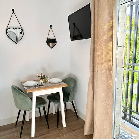 Homestay Casa Secunda Romar